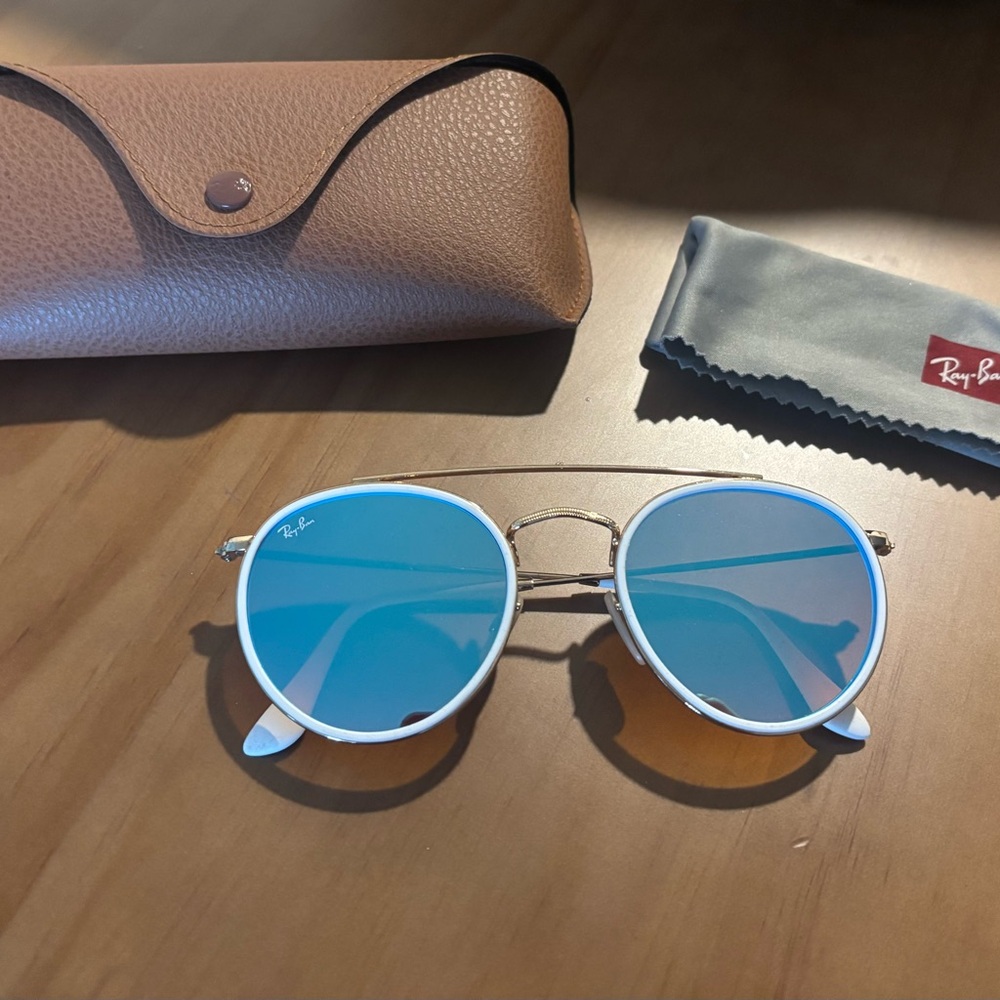 Ray-Ban Arista Sunglasses